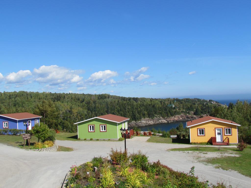 Les Chalets Au Bord De La Mer